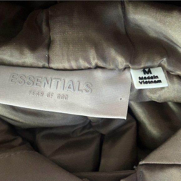 Essentials Fear Of God Brown Hooded Bomber Jacket Medium Spell Out Logo Zip - Picture 4 of 11